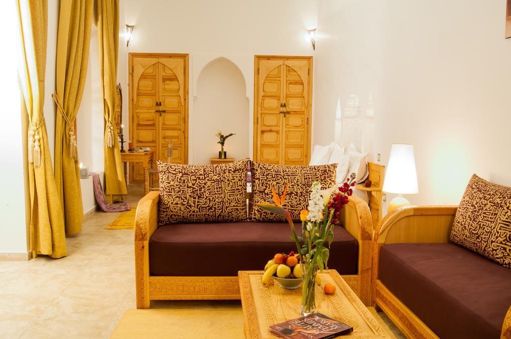 Riad Sougtani Tazrou Экстерьер фото
